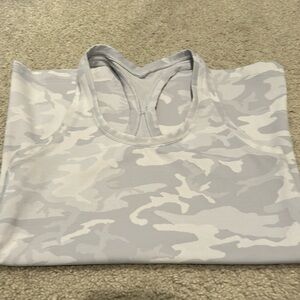 Women's Lululemon Incognito Camo Alpine White Tank, White starlight, size 6
